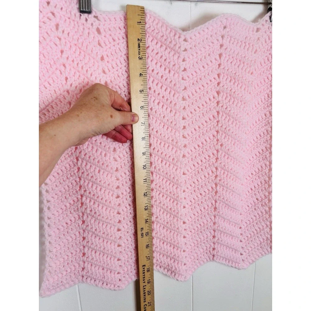 Handmade Pink Crochet Baby Doll Blanket Scalloped Hem 19